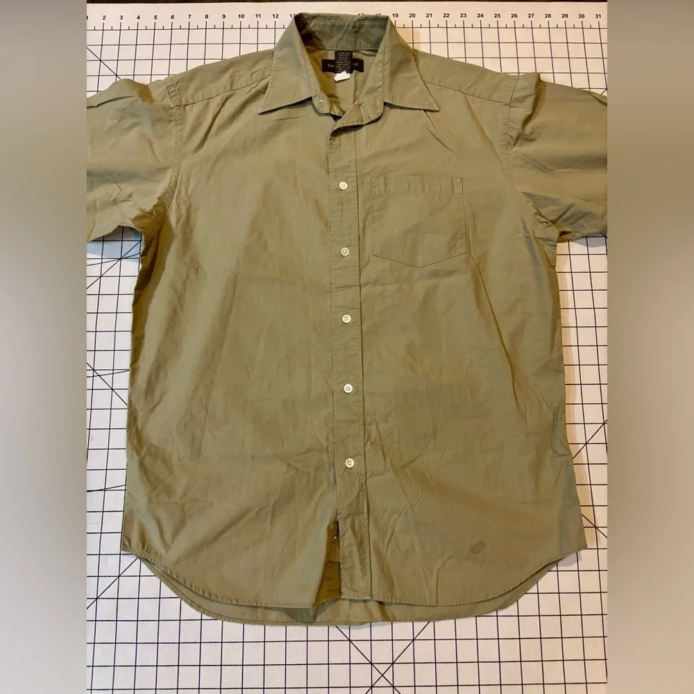 Banana Republic Men’s Size‎ Medium Casual Button Down Shirt